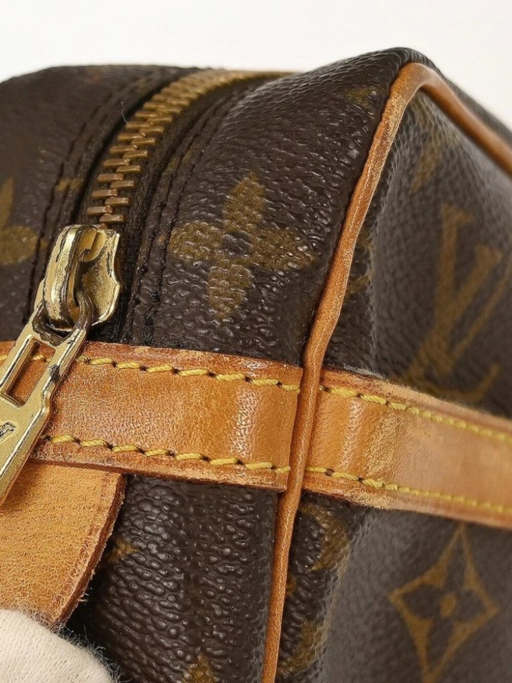 LOUIS VUITTON COMPIEGNE 28 CLUCTH HANDBAG MONOGRAM - Picture 5 of 9